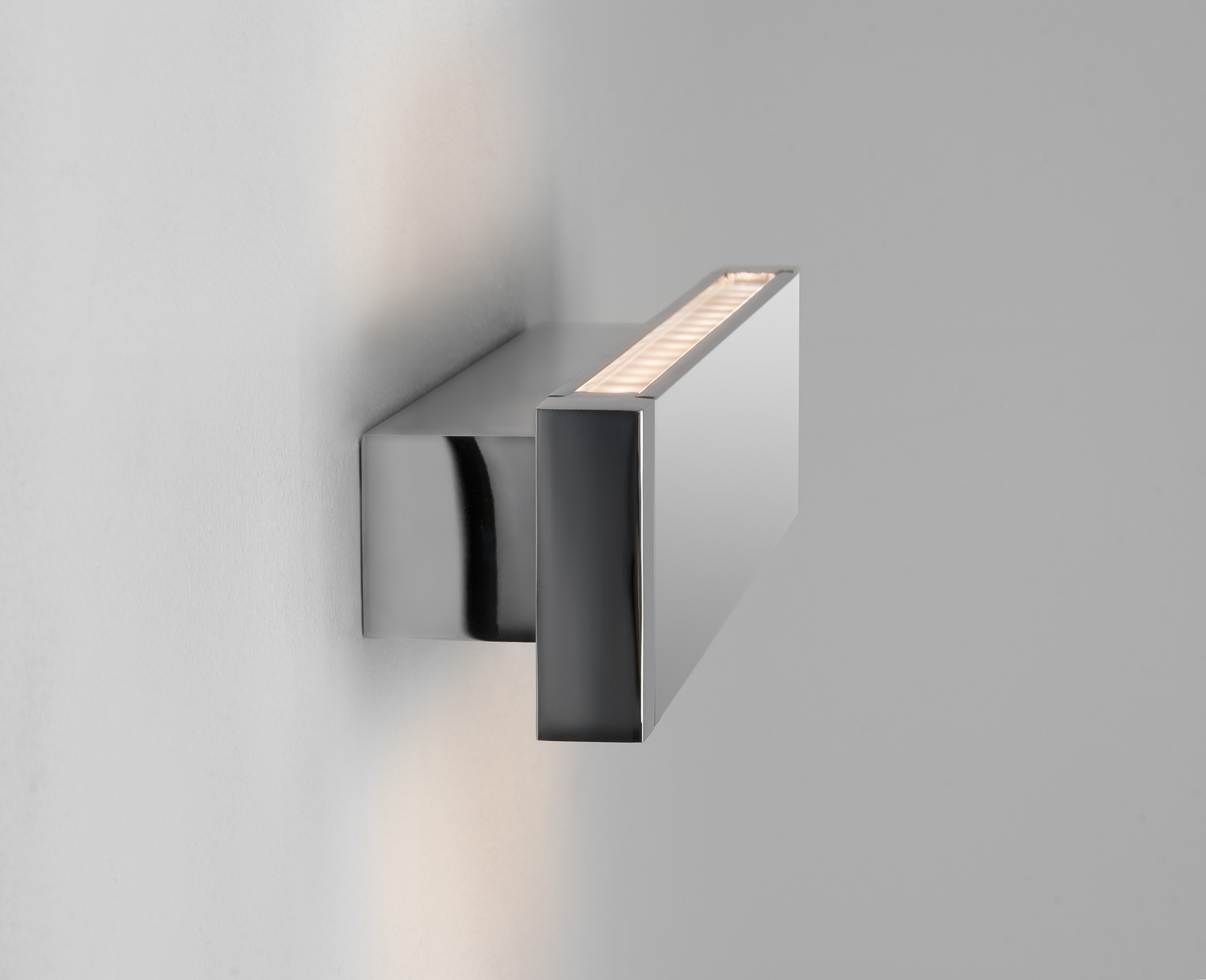 Astro 1189001 Bergamo 300 Wall Light+LED