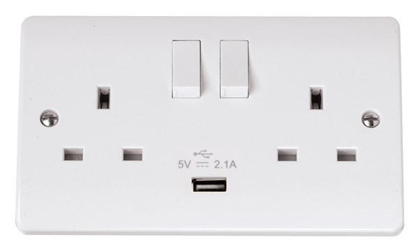 Click CMA770 Socket 2G Swd   USB 13A Whi