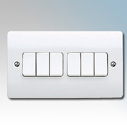 MK K4879WHI Switch 6 Gang 2 Way SP 10A